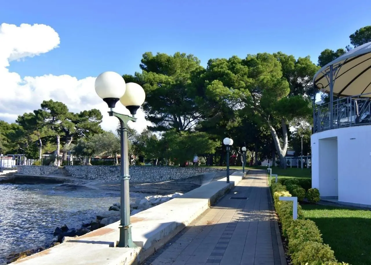 Apartment Appartement In Umag Mit Grosser Terrasse