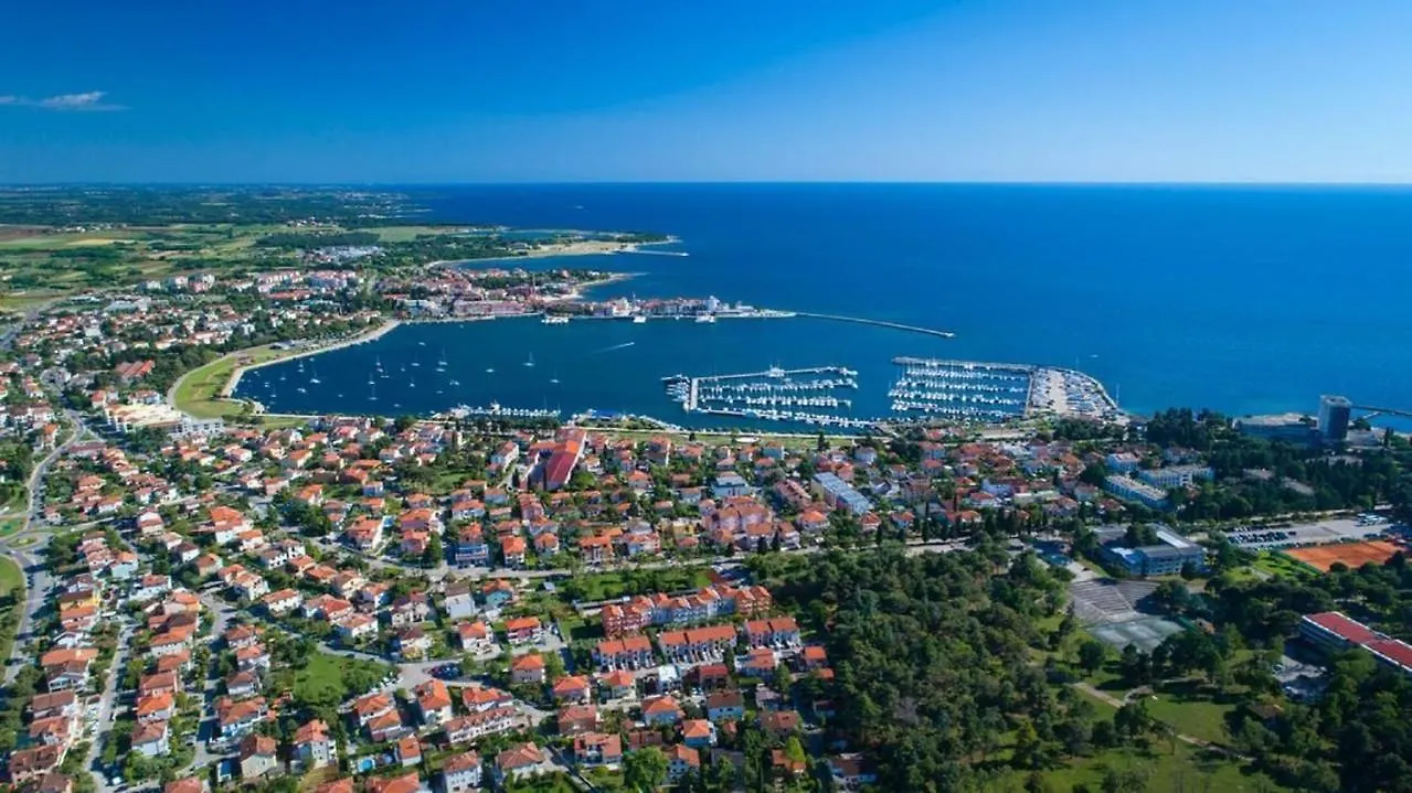 Appartement In Umag Mit Grosser Terrasse