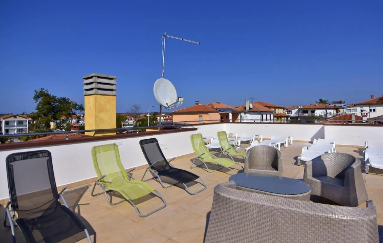 Apartment Appartement In Umag Mit Grosser Terrasse